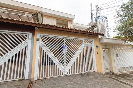 Casa à venda com 170m², 3 quartos e 4 vagasFachada