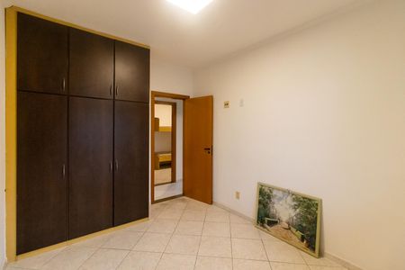Apartamento para alugar com 136m², 3 quartos e 2 vagas Apartamento para alugar com 136m², 3 quartos e 2 vagasQuarto 2