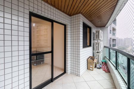 Apartamento para alugar com 136m², 3 quartos e 2 vagas Apartamento para alugar com 136m², 3 quartos e 2 vagasVaranda Sala