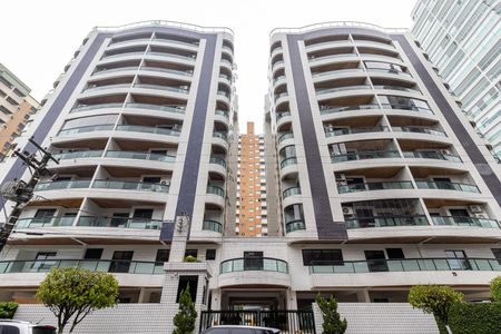 Apartamento para alugar com 136m², 3 quartos e 2 vagas Apartamento para alugar com 136m², 3 quartos e 2 vagasFachada