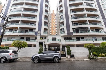 Apartamento para alugar com 136m², 3 quartos e 2 vagas Apartamento para alugar com 136m², 3 quartos e 2 vagasFachada