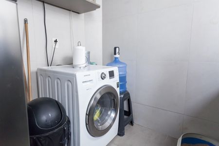 Apartamento à venda com 67m², 3 quartos e 1 vaga Apartamento à venda com 67m², 3 quartos e 1 vagaÁrea de Serviço