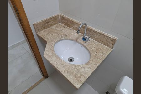 Banheiro de apartamento para alugar com 1 quarto, 31m² em Vila Guilherme, São Paulo