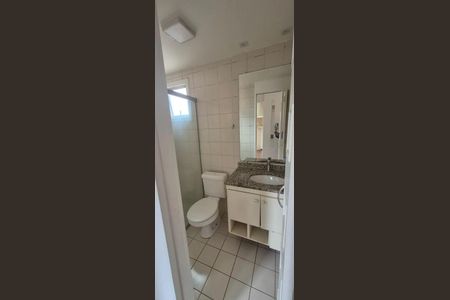 Banheiro de apartamento à venda com 2 quartos, 48m² em Vila Inglesa, São Paulo