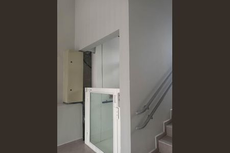 Apartamento para alugar com 33m², 2 quartos e sem vaga Apartamento para alugar com 33m², 2 quartos e sem vagaAcessibilidade