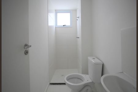 Apartamento para alugar com 33m², 2 quartos e sem vaga Apartamento para alugar com 33m², 2 quartos e sem vagaBanheiro