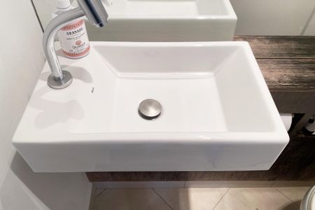 Apartamento à venda com 110m², 2 quartos e 2 vagas Apartamento à venda com 110m², 2 quartos e 2 vagasLavabo