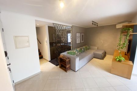 Apartamento à venda com 110m², 2 quartos e 2 vagas Apartamento à venda com 110m², 2 quartos e 2 vagasSala