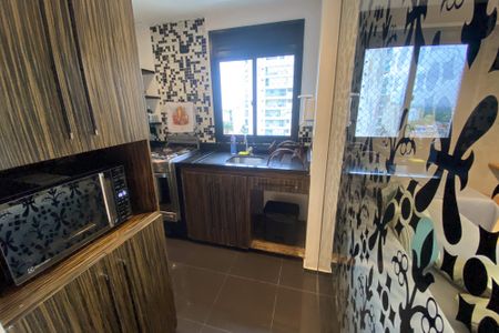 Apartamento à venda com 110m², 2 quartos e 2 vagas Apartamento à venda com 110m², 2 quartos e 2 vagasCozinha