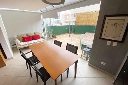 Apartamento à venda com 110m², 2 quartos e 2 vagas Apartamento à venda com 110m², 2 quartos e 2 vagasSala de Jantar