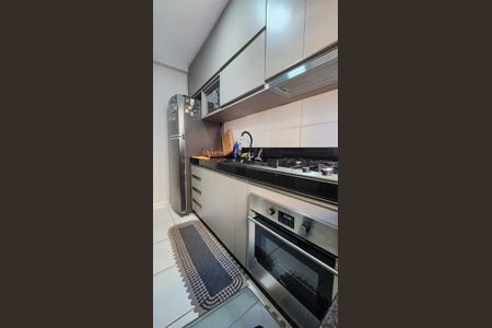 Cozinha de apartamento para alugar com 2 quartos, 47m² em Buritis, Belo Horizonte