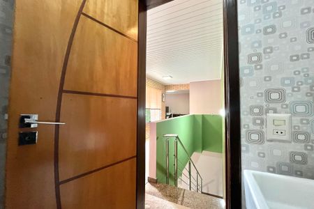 Apartamento para alugar com 130m², 3 quartos e 2 vagas Apartamento para alugar com 130m², 3 quartos e 2 vagasLavabo