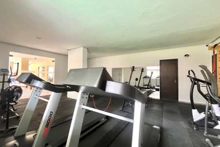 Apartamento para alugar com 130m², 3 quartos e 2 vagas Apartamento para alugar com 130m², 3 quartos e 2 vagasÁrea comum - Academia