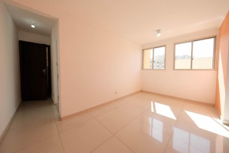 Sala de apartamento para alugar com 2 quartos, 55m² em Vila Silvia, São Paulo