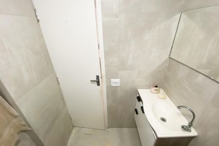 Apartamento à venda com 111m², 3 quartos e sem vagaBanheiro Social