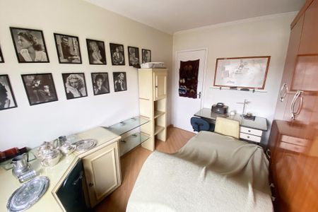 Apartamento à venda com 111m², 3 quartos e sem vagaQuarto