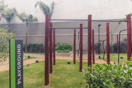 Apartamento para alugar com 28m², 1 quarto e sem vaga Apartamento para alugar com 28m², 1 quarto e sem vagaÁrea comum - Playground