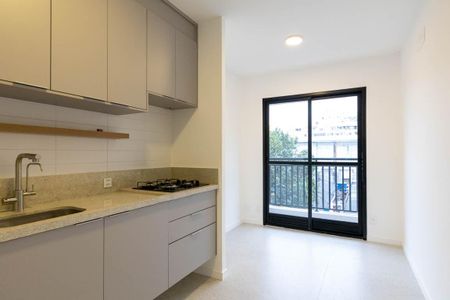 Apartamento para alugar com 28m², 1 quarto e sem vaga Apartamento para alugar com 28m², 1 quarto e sem vagaSala