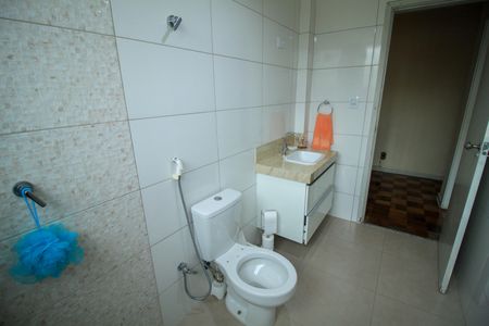 Apartamento à venda com 111m², 3 quartos e 1 vaga Apartamento à venda com 111m², 3 quartos e 1 vagaBanheiro Social