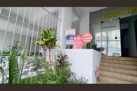 Apartamento à venda com 111m², 3 quartos e 1 vaga Apartamento à venda com 111m², 3 quartos e 1 vagaFachada