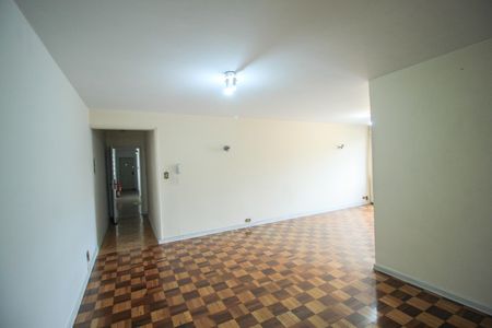Apartamento à venda com 111m², 3 quartos e 1 vaga Apartamento à venda com 111m², 3 quartos e 1 vagaSala