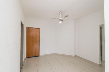 Apartamento para alugar com 64m², 2 quartos e 1 vagaSala