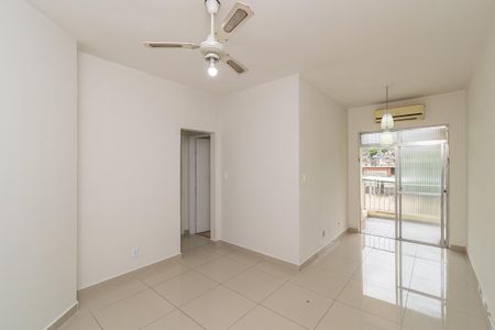Sala de apartamento à venda com 2 quartos, 60m² em Vaz Lobo, Rio de Janeiro