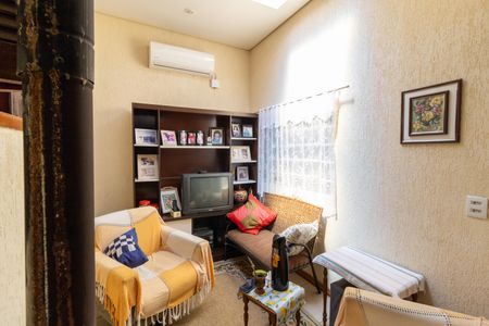 Casa à venda com 150m², 2 quartos e 4 vagasSala 2