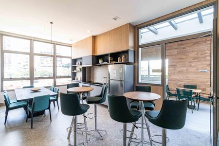 Studio para alugar com 28m², 1 quarto e sem vaga Studio para alugar com 28m², 1 quarto e sem vagaÁrea comum - Salão de festas