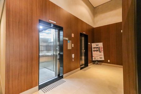 Studio para alugar com 28m², 1 quarto e sem vaga Studio para alugar com 28m², 1 quarto e sem vagaHall de entrada