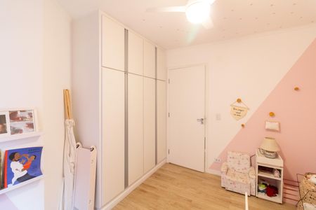 Casa à venda com 230m², 3 quartos e 2 vagas Casa à venda com 230m², 3 quartos e 2 vagasQuarto 2
