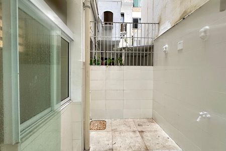 Apartamento à venda com 65m², 1 quarto e sem vaga Apartamento à venda com 65m², 1 quarto e sem vagaÁrea de Serviço