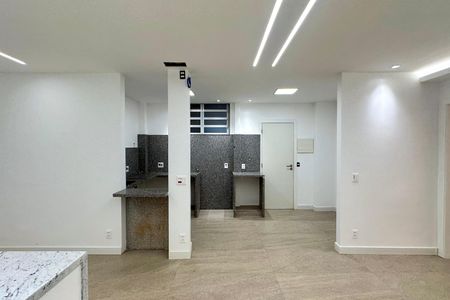 Apartamento à venda com 65m², 1 quarto e sem vaga Apartamento à venda com 65m², 1 quarto e sem vagaSala