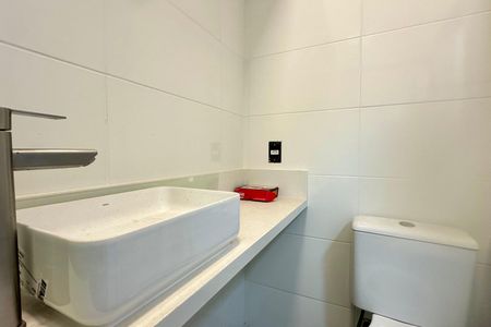 Apartamento à venda com 65m², 1 quarto e sem vaga Apartamento à venda com 65m², 1 quarto e sem vagaBanheiro de serviço