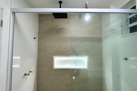 Apartamento à venda com 65m², 1 quarto e sem vaga Apartamento à venda com 65m², 1 quarto e sem vagaBanheiro da Suíte