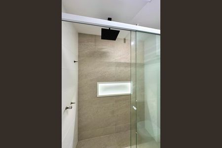 Apartamento à venda com 65m², 1 quarto e sem vaga Apartamento à venda com 65m², 1 quarto e sem vagaBanheiro da Suíte