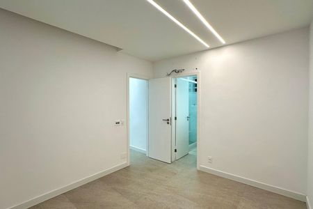 Apartamento à venda com 65m², 1 quarto e sem vaga Apartamento à venda com 65m², 1 quarto e sem vagaSuíte