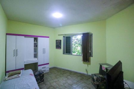 Casa à venda com 179m², 3 quartos e 2 vagasQuarto 3