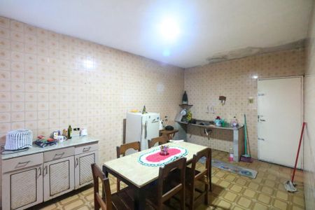 Casa à venda com 179m², 3 quartos e 2 vagasCozinha