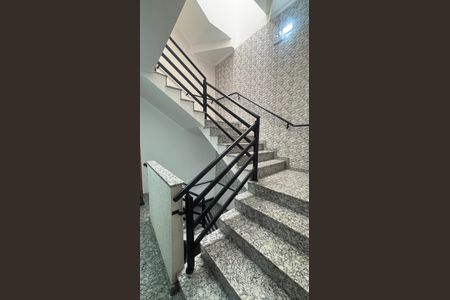 Apartamento à venda com 49m², 2 quartos e 1 vaga Apartamento à venda com 49m², 2 quartos e 1 vagaHall