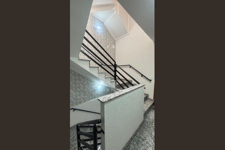 Apartamento à venda com 49m², 2 quartos e 1 vaga Apartamento à venda com 49m², 2 quartos e 1 vagaHall