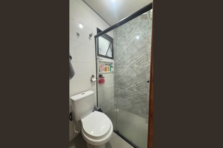Apartamento à venda com 49m², 2 quartos e 1 vaga Apartamento à venda com 49m², 2 quartos e 1 vagaBanheiro