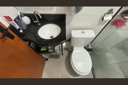Apartamento à venda com 49m², 2 quartos e 1 vaga Apartamento à venda com 49m², 2 quartos e 1 vagaBanheiro