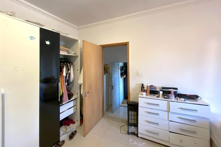 Casa à venda com 326m², 8 quartos e 2 vagasCasa 2 - Quarto 4