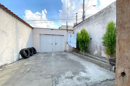 Casa à venda com 326m², 8 quartos e 2 vagasGaragem
