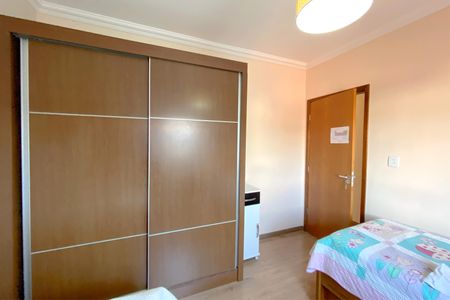 Casa à venda com 326m², 8 quartos e 2 vagasCASA 1 - Quarto 3