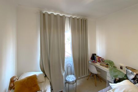 Casa à venda com 326m², 8 quartos e 2 vagasCasa 2 - Quarto 4