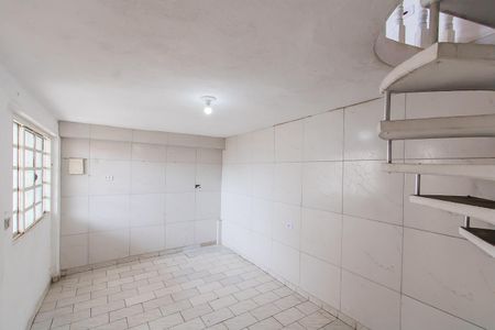 Sala  de casa para alugar com 1 quarto, 70m² em Parque Císper, São Paulo