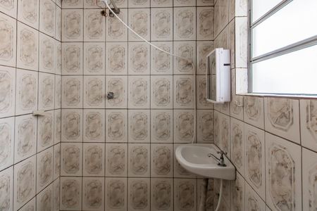 Banheiro da Suíte de casa para alugar com 1 quarto, 70m² em Parque Císper, São Paulo