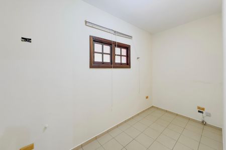 Casa para alugar com 242m², 4 quartos e 2 vagas Casa para alugar com 242m², 4 quartos e 2 vagasEscritório